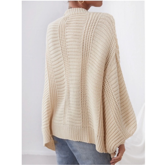 Beige Cable Knit Oversized Cardigan Bishop Sleeves Button Front - Picture 2 of 6